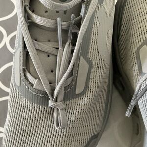 On Cloudmonster Void Men’s Size 7